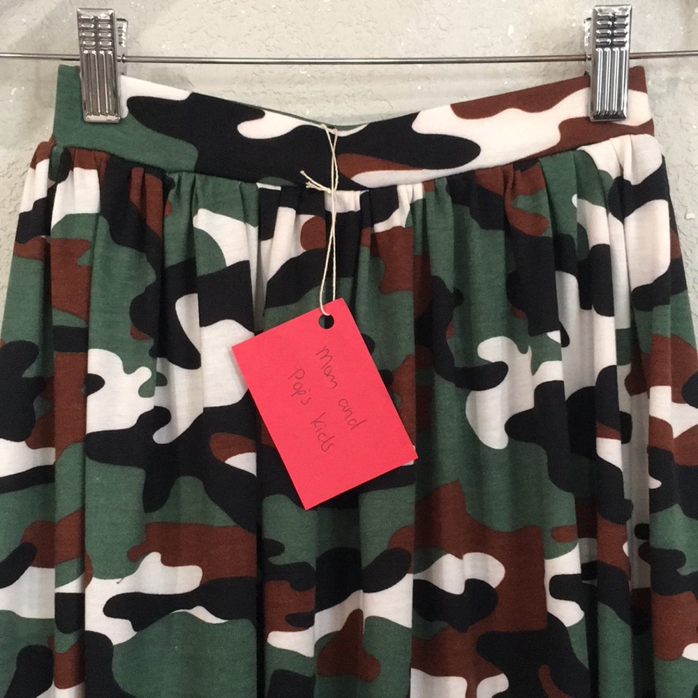 Girls Camo Midi Skirt - Green Camo - Picture 3 of 8